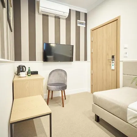 Hotel apartamentowy Klasztorna 25