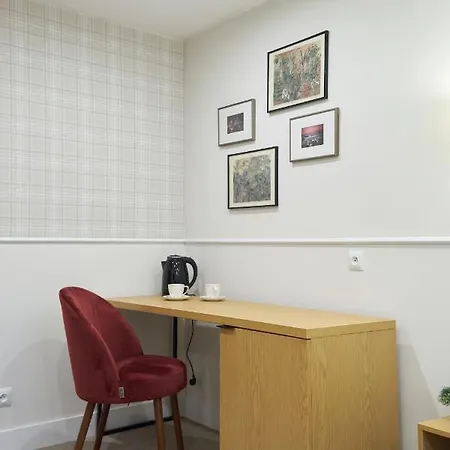 Hotel apartamentowy Klasztorna 25 3*