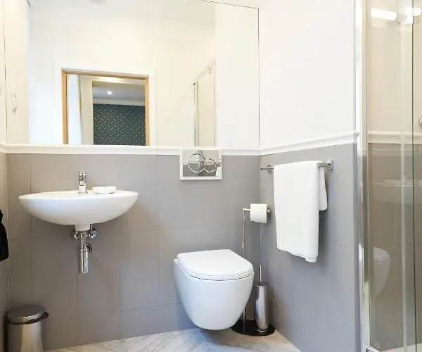 Klasztorna 25 3* Познань