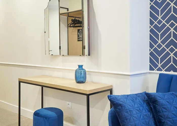 Klasztorna 25 Апарт-отель Познань