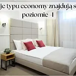 Klasztorna 25 شقة فندقية