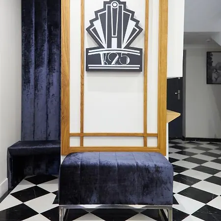 Klasztorna 25 3* Poznan