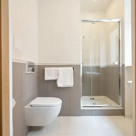 Klasztorna 25 3* Poznań