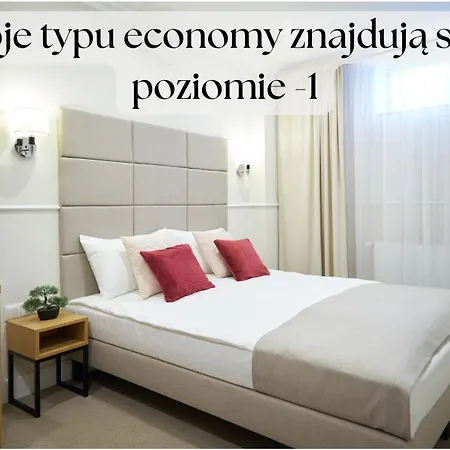 Klasztorna 25 Aparthotel