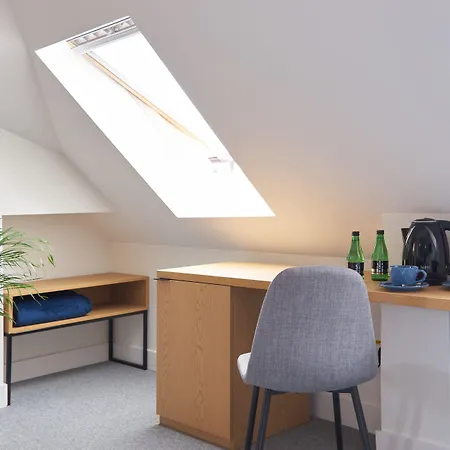 Klasztorna 25 Aparthotel 3*