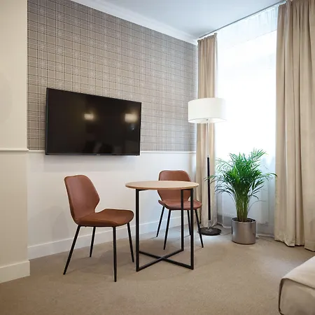 Klasztorna 25 Aparthotel