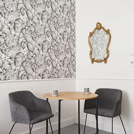 Klasztorna 25 3* Poznan