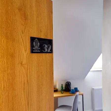 Klasztorna 25 Aparthotel 3*