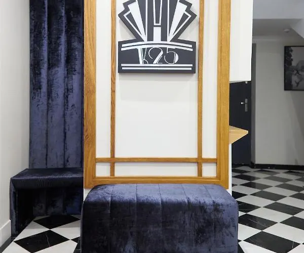 Klasztorna 25 3* Poznań