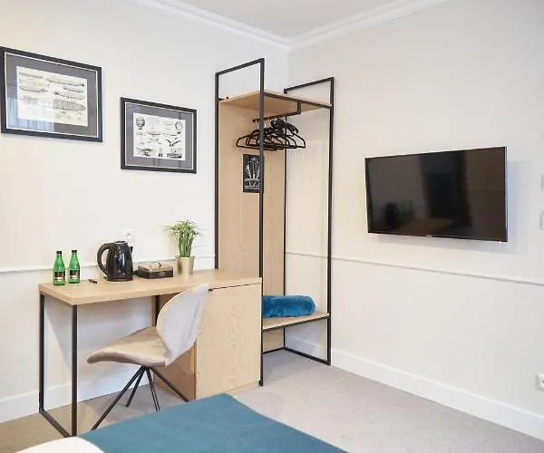 Klasztorna 25 Aparthotel 3*