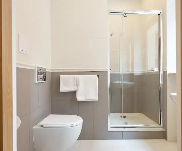 Klasztorna 25 3* Poznań